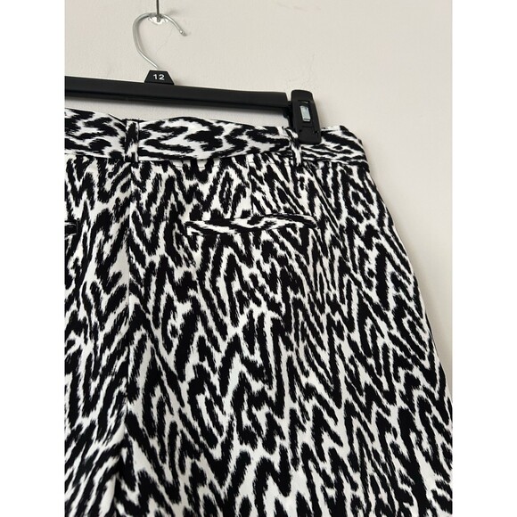 Banana Republic Heritage Animal Print Belted Shorts Size 2 Summer Vacation - Picture 6 of 13
